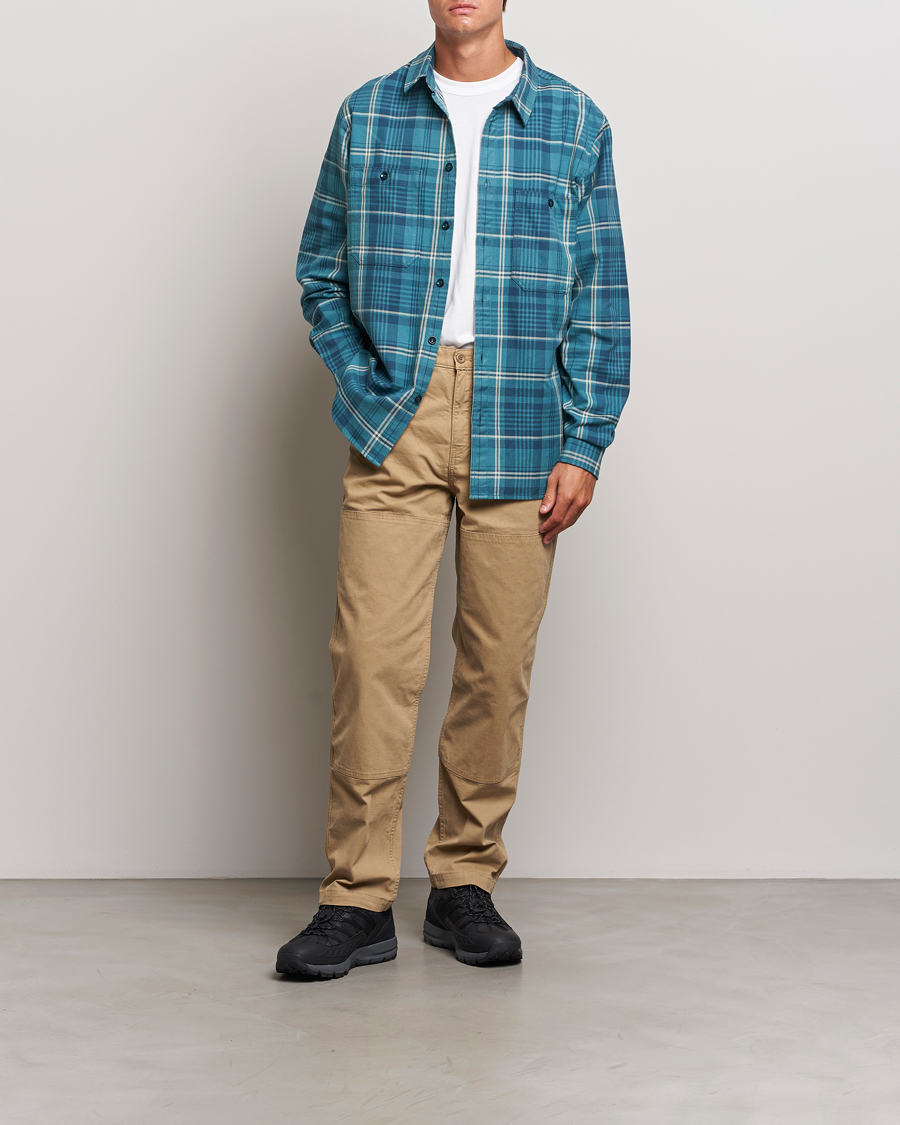 Herr | Skjortor | Peak Performance | Heavy Flannel Cotton Shirt Checked Blue
