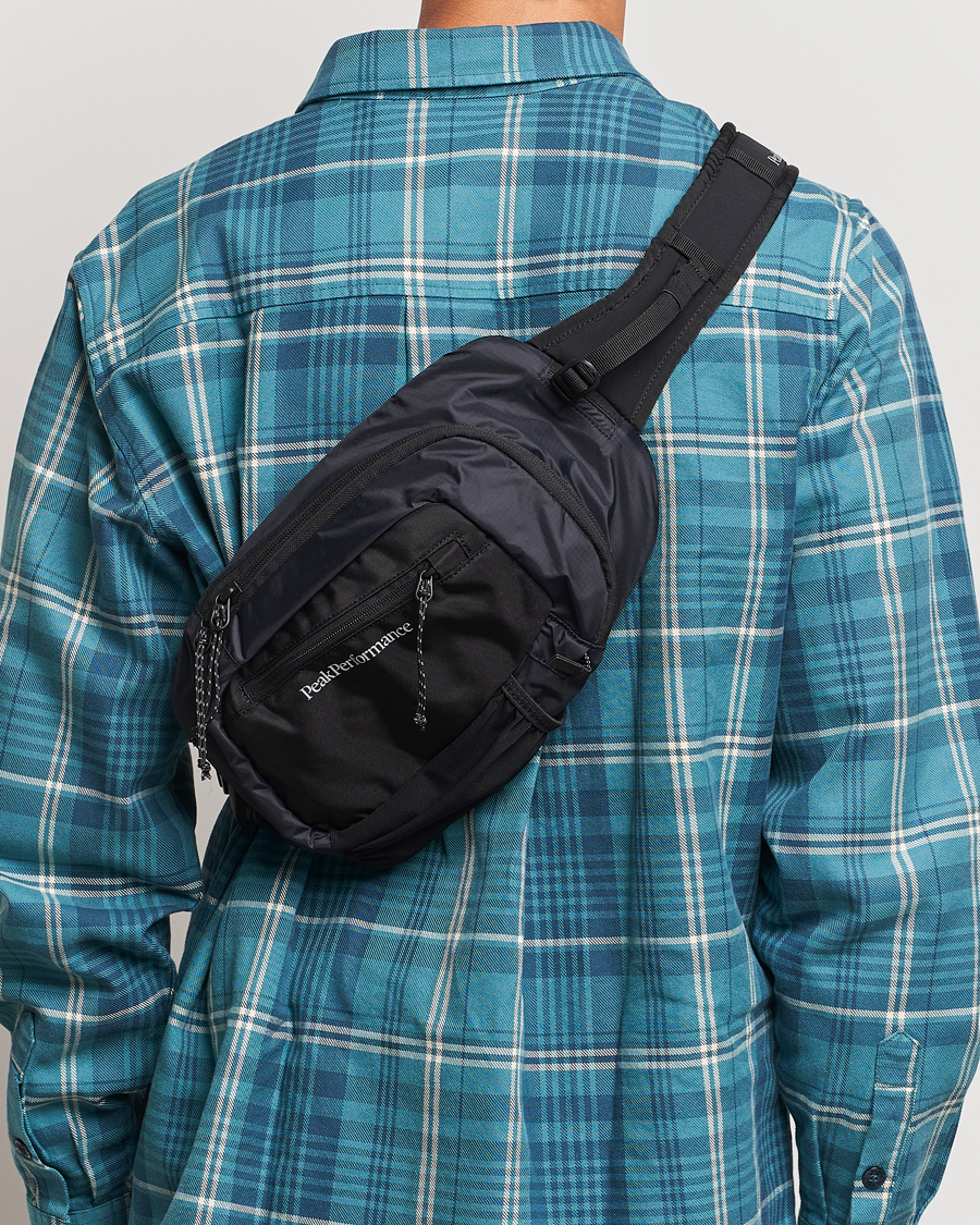 Herr | Peak Performance Outdoor Slingbag Black | Peak Performance | Outdoor Slingbag Black