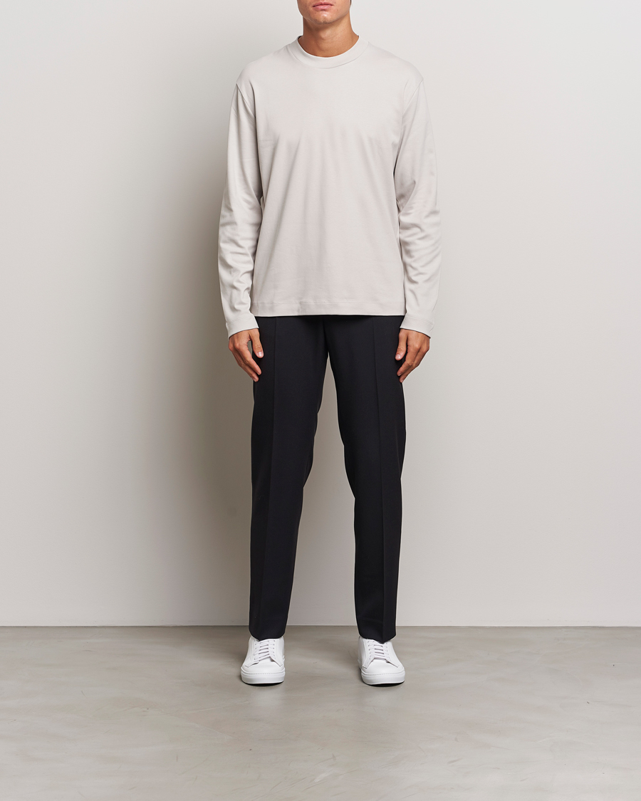 Herr | T-Shirts | Sunspel | Heavyweight Mock Neck Long Sleeve T-Shirt Putty