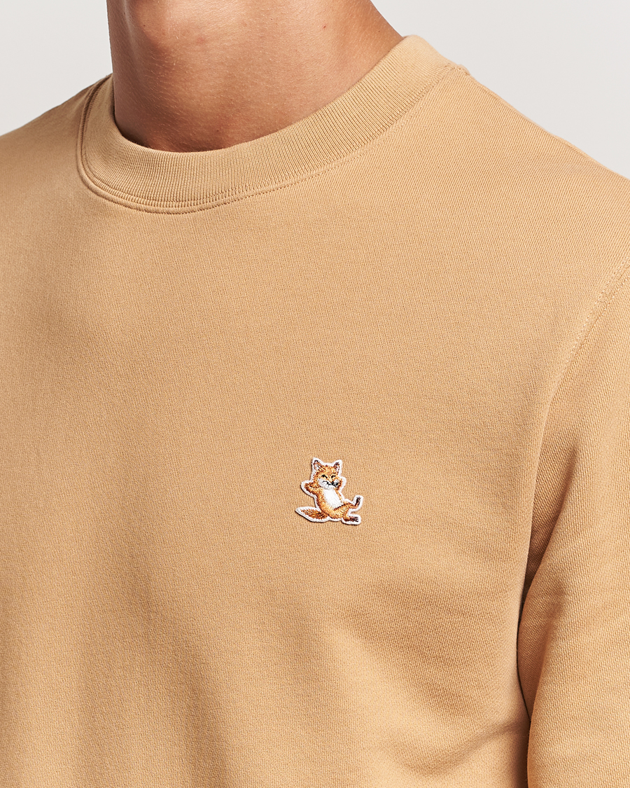 Herr | Tröjor | Maison Kitsuné | Chillax Fox Sweatshirt Chamomile Beige
