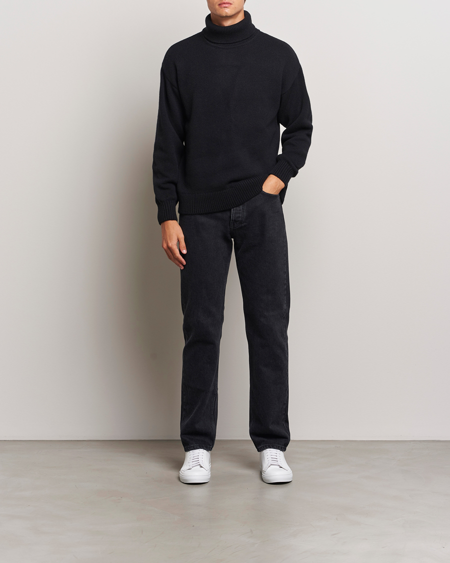 Herr | Tröjor | Colorful Standard | Merino Wool Turtleneck Deep Black