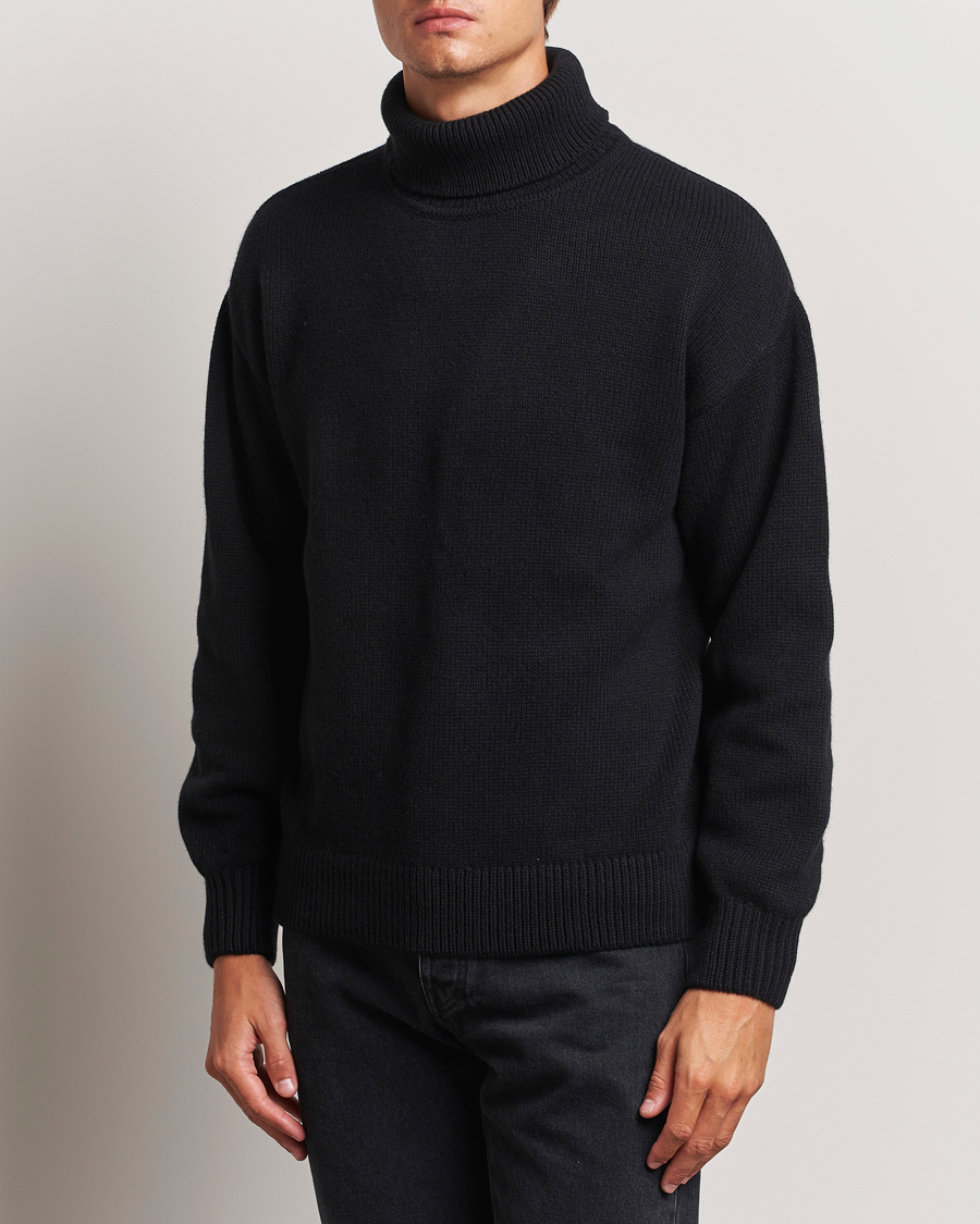 Herr | Tröjor | Colorful Standard | Merino Wool Turtleneck Deep Black