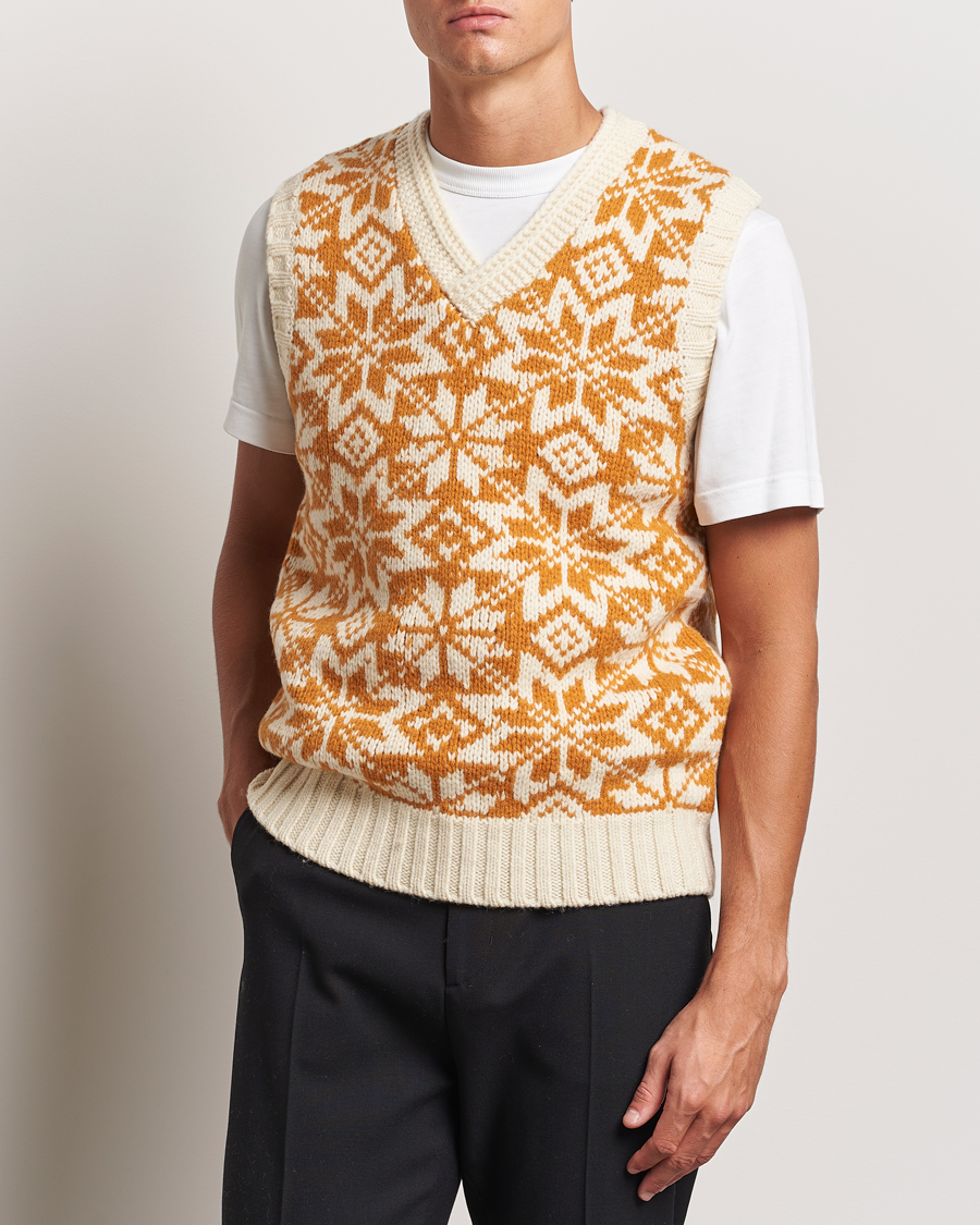 Herr | Tröjor | BEAMS PLUS | Snow Pattern Knit Vest Gold