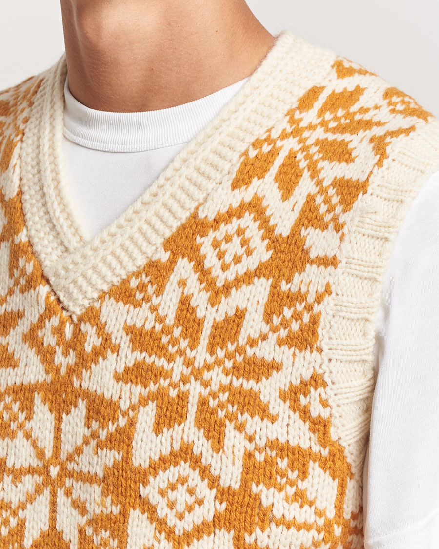 Herr | Tröjor | BEAMS PLUS | Snow Pattern Knit Vest Gold