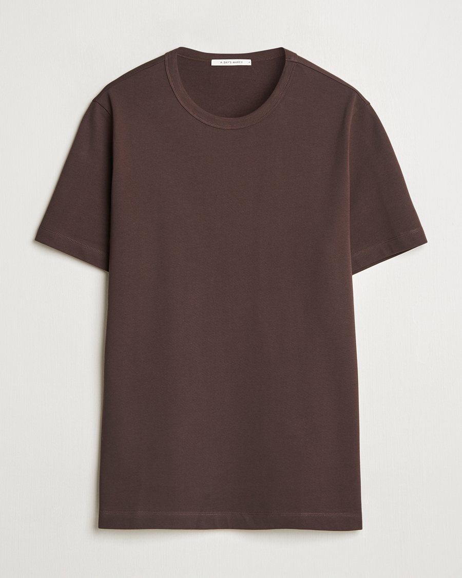 Herr | T-Shirts | A Day's March | Heavyweight T-Shirt Dark Chocolate