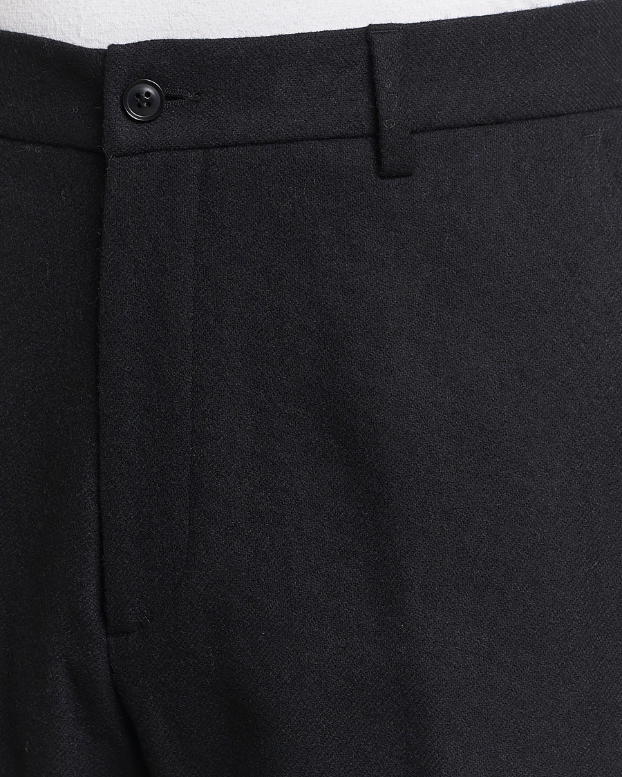 Herr | Byxor | A Day's March | Gairloch Relaxed Wool Trousers Black