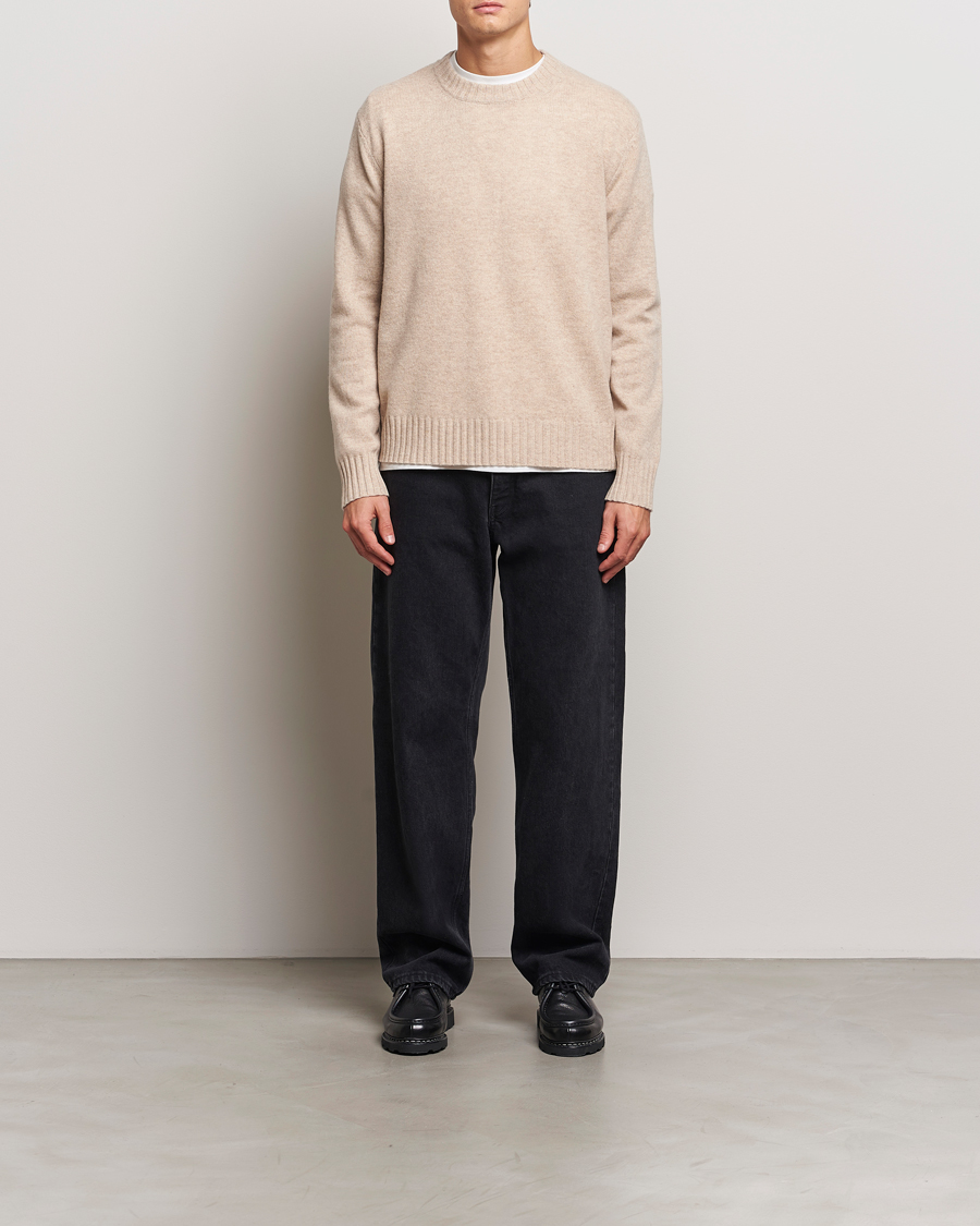 Herr | Tröjor | A Day's March | Marlow Lambswool Crew Sand Melange