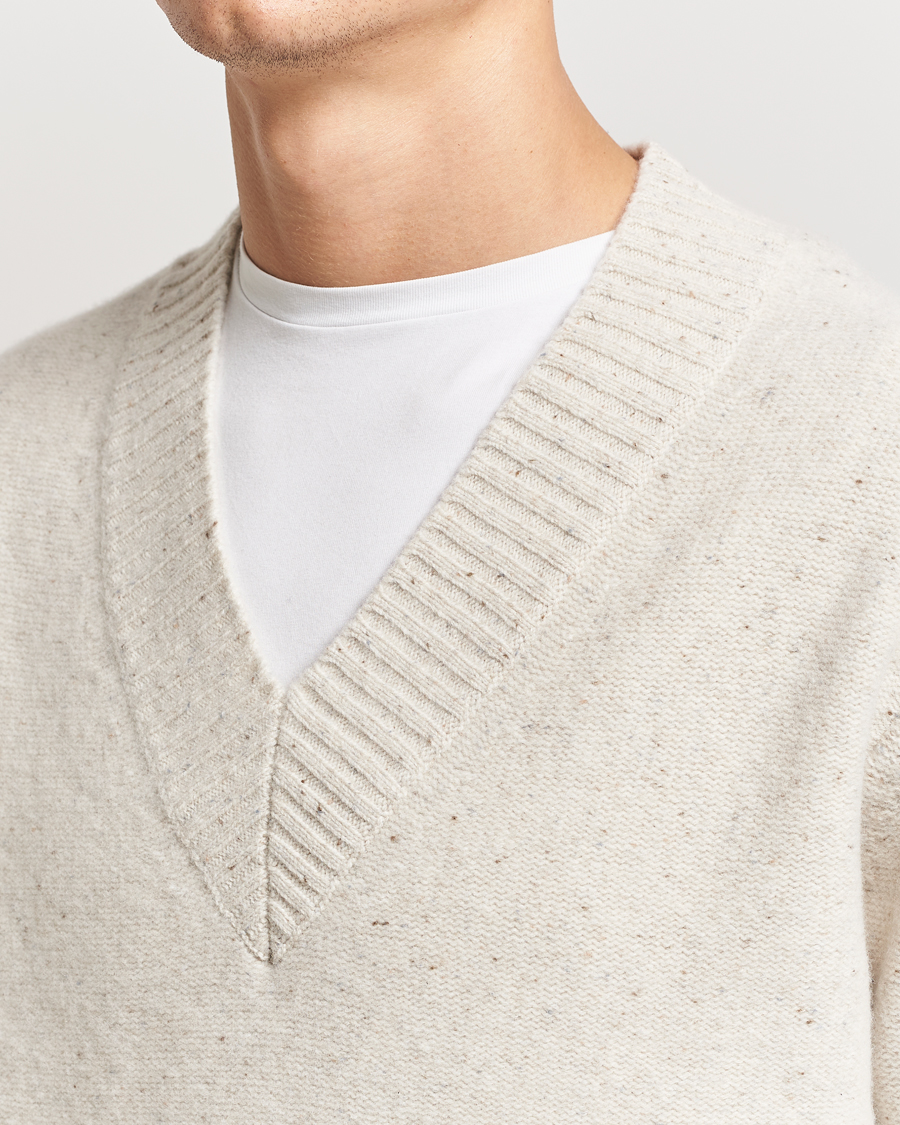 Herr | Tröjor | A Day's March | Stanley Boiled Merino V-Neck Sweater Snow