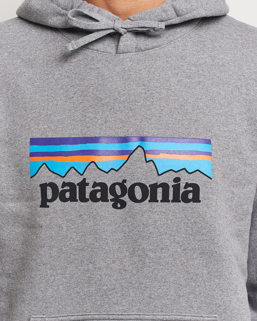 Herr | Tröjor | Patagonia | P-6 Logo Uprisal Hoody Gravel Heather