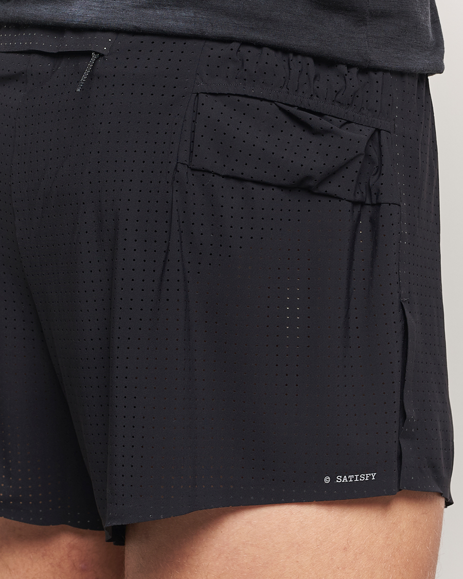 Herr | Shorts | Satisfy | Space-O 2.5 Distance Shorts Black