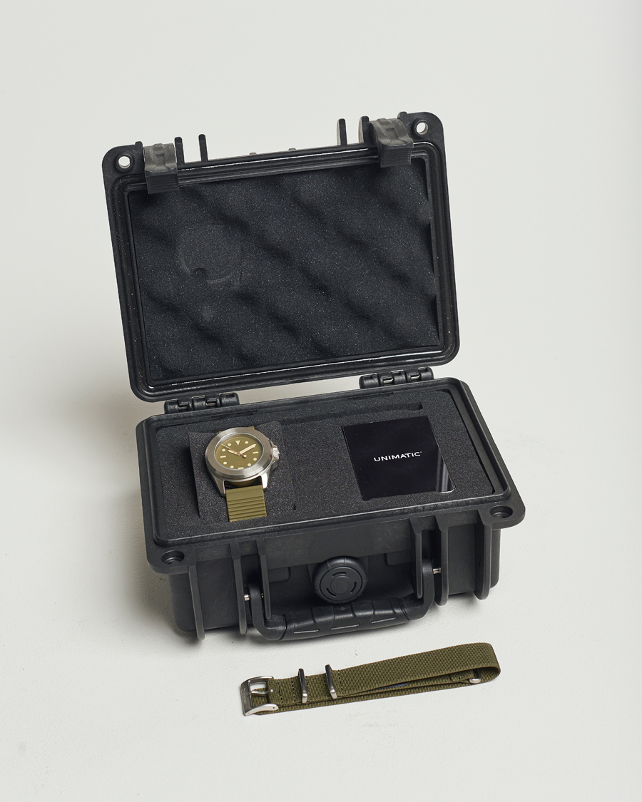 Herr | UNIMATIC Modello Quattro - Limited Watch Olive | UNIMATIC | Modello Quattro - Limited Watch Olive