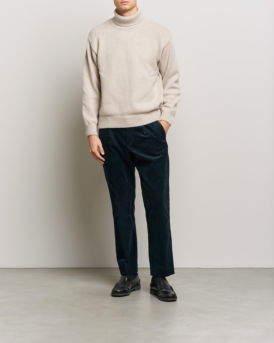 Herr | Byxor | NN07 | Bill Pleated Corduroy Pants Navy Blue