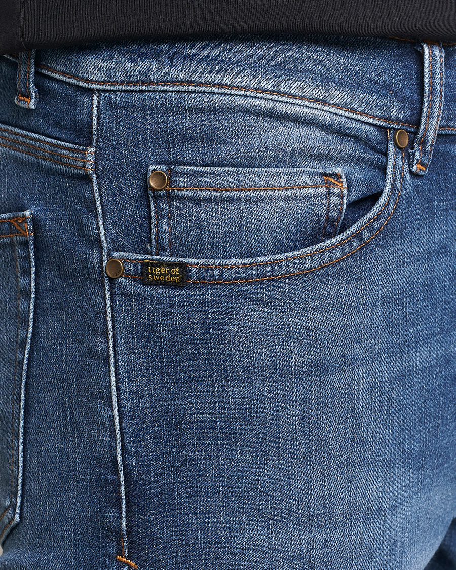Herr | Jeans | Tiger of Sweden | Evolve Stretch Cotton Jeans Medium Blue