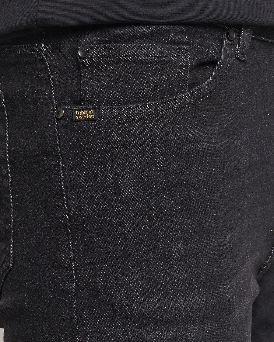 Herr | Jeans | Tiger of Sweden | Evolve Stretch Cotton Jeans Washed Black