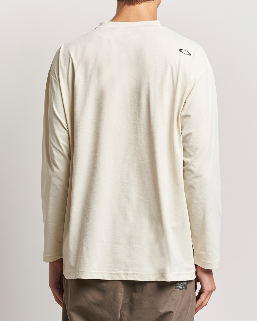 Herr | T-Shirts | Oakley | FGL Scratch Long Sleeve T-Shirt Bone