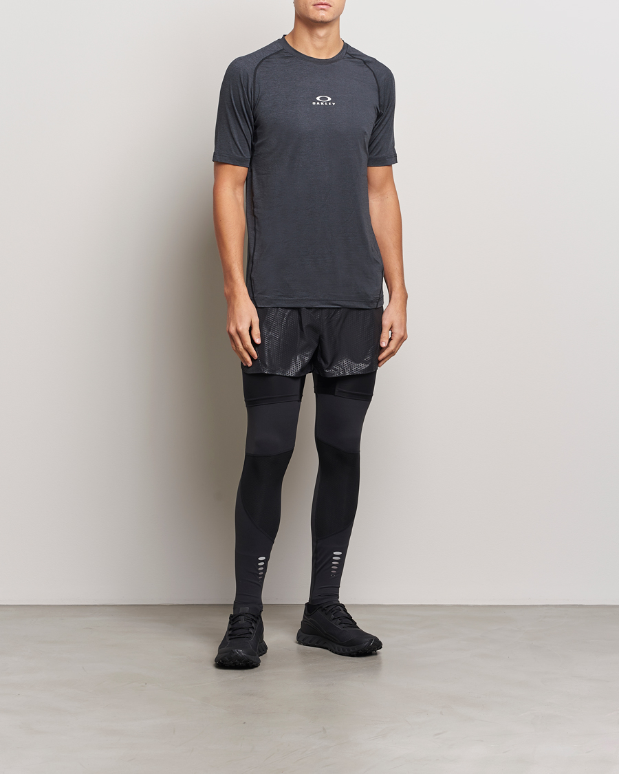 Herr | T-Shirts | Oakley | Stretch T-Shirt Black
