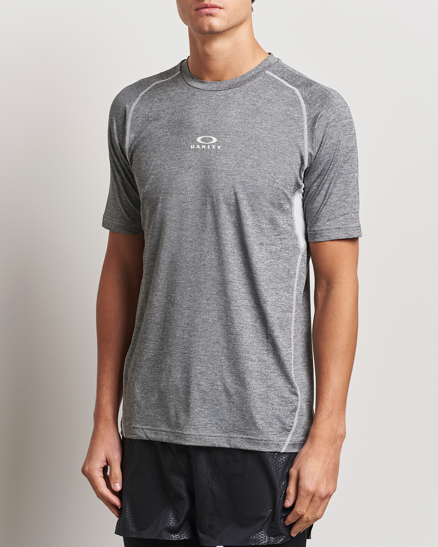 Herr | T-Shirts | Oakley | Stretch T-Shirt Uniform
