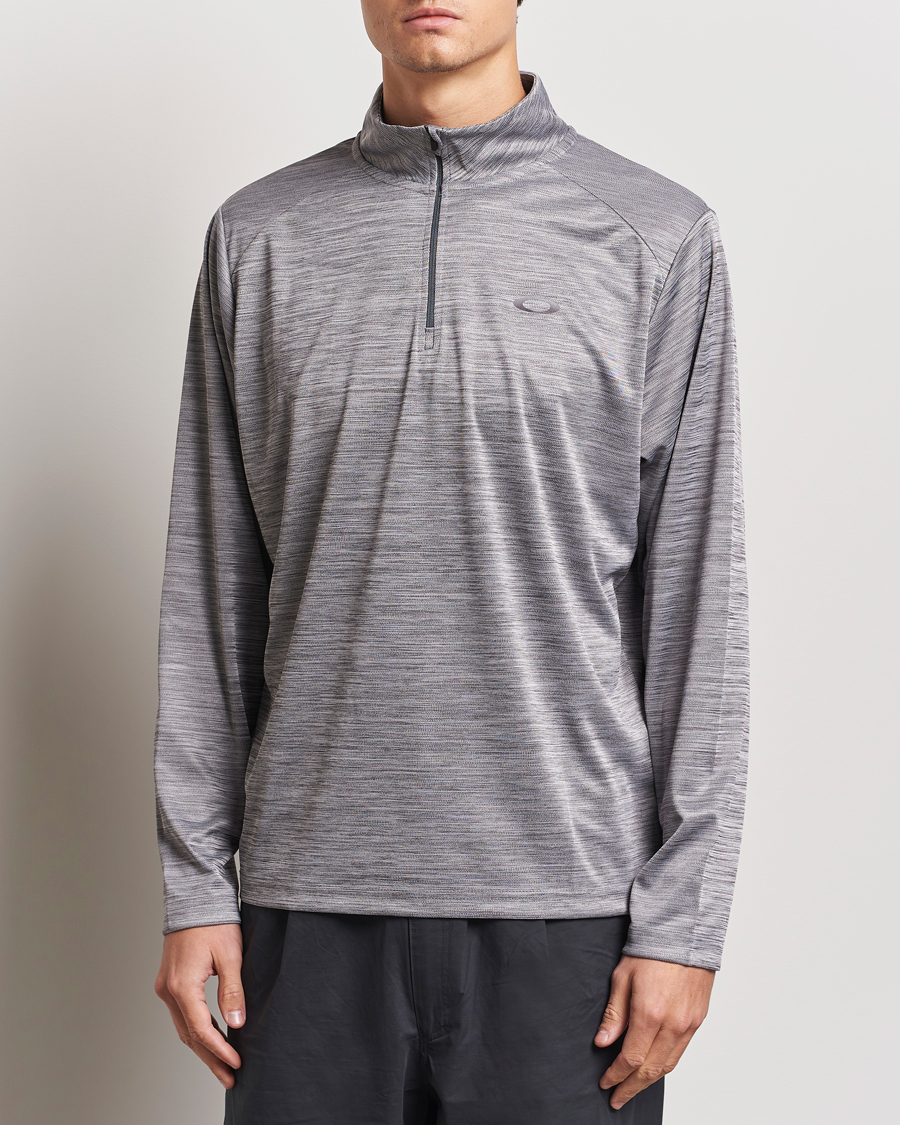 Herr | Tröjor | Oakley | Foundational 1/4 Zip Uniform