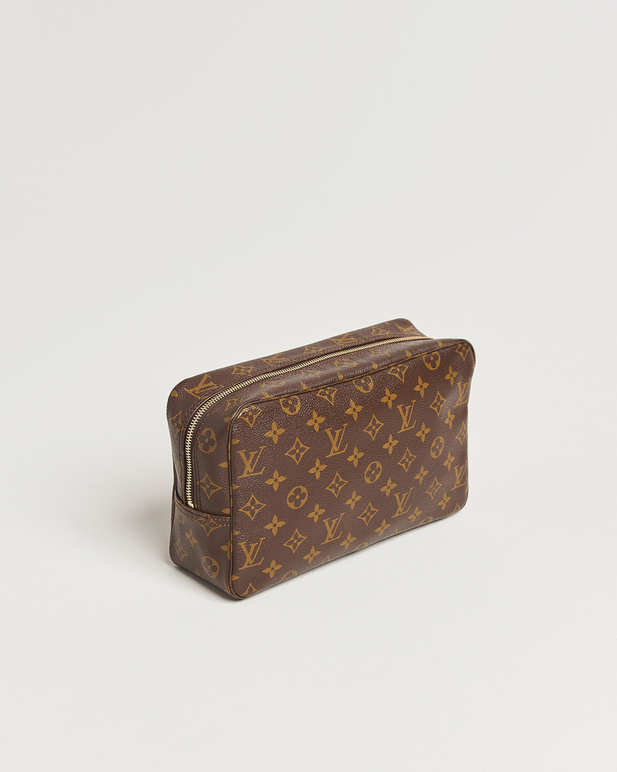 Herr | Pre-Owned & Vintage Bags | Louis Vuitton Pre-Owned | Trousse Toilette 28 Bag Monogram