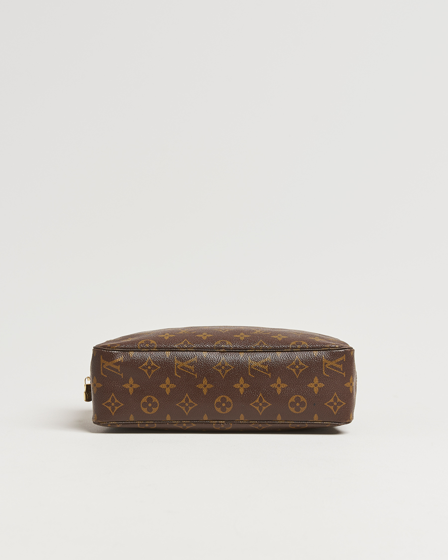 Herr | Pre-Owned & Vintage Bags | Louis Vuitton Pre-Owned | Trousse Toilette 28 Bag Monogram