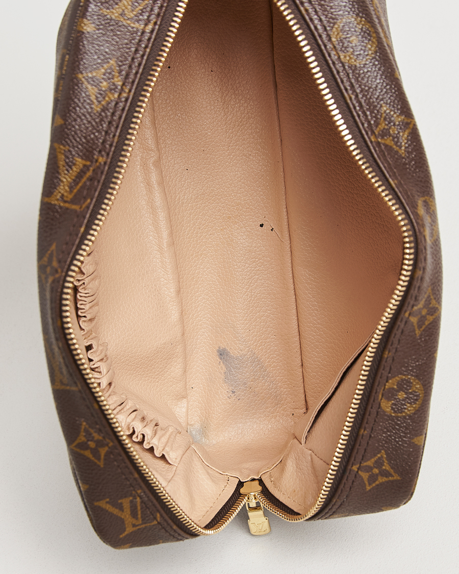 Herr | Pre-Owned & Vintage Bags | Louis Vuitton Pre-Owned | Trousse Toilette 28 Bag Monogram