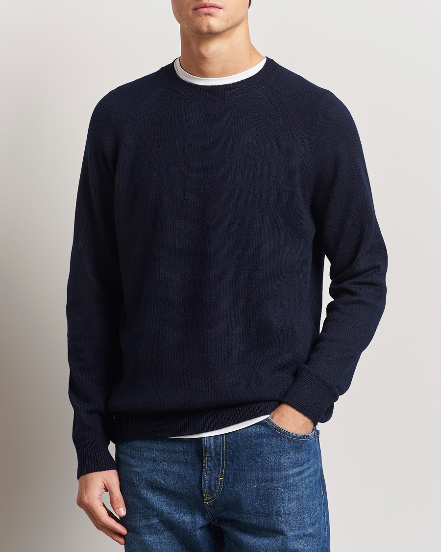 Herr | Tröjor | A.P.C. | Pierre Lambswool Sweater Dark Navy