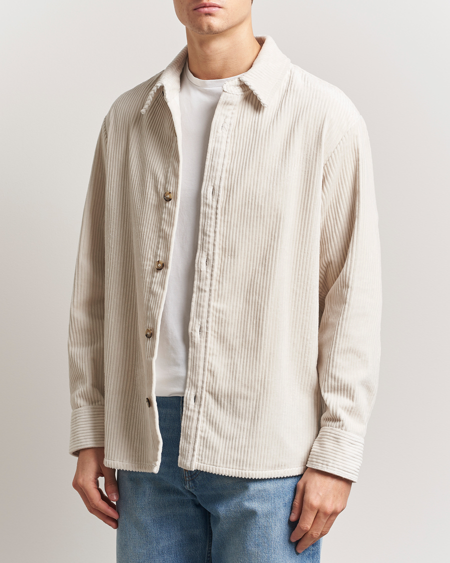 Herr | Skjortor | A.P.C. | Boris Wide-wale Corduroy Overshirt Ecru