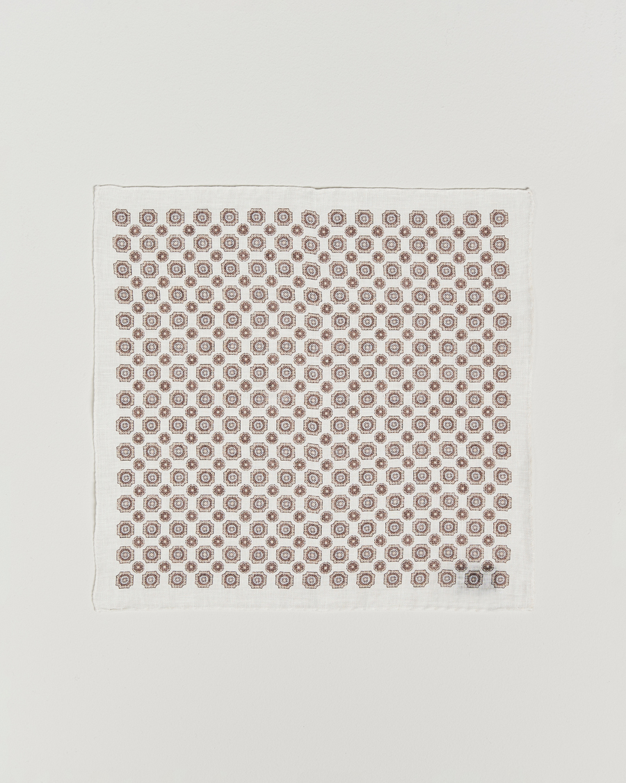 Herr | Näsdukar | Amanda Christensen | Linen Printed Medallion Pocket Square Cream