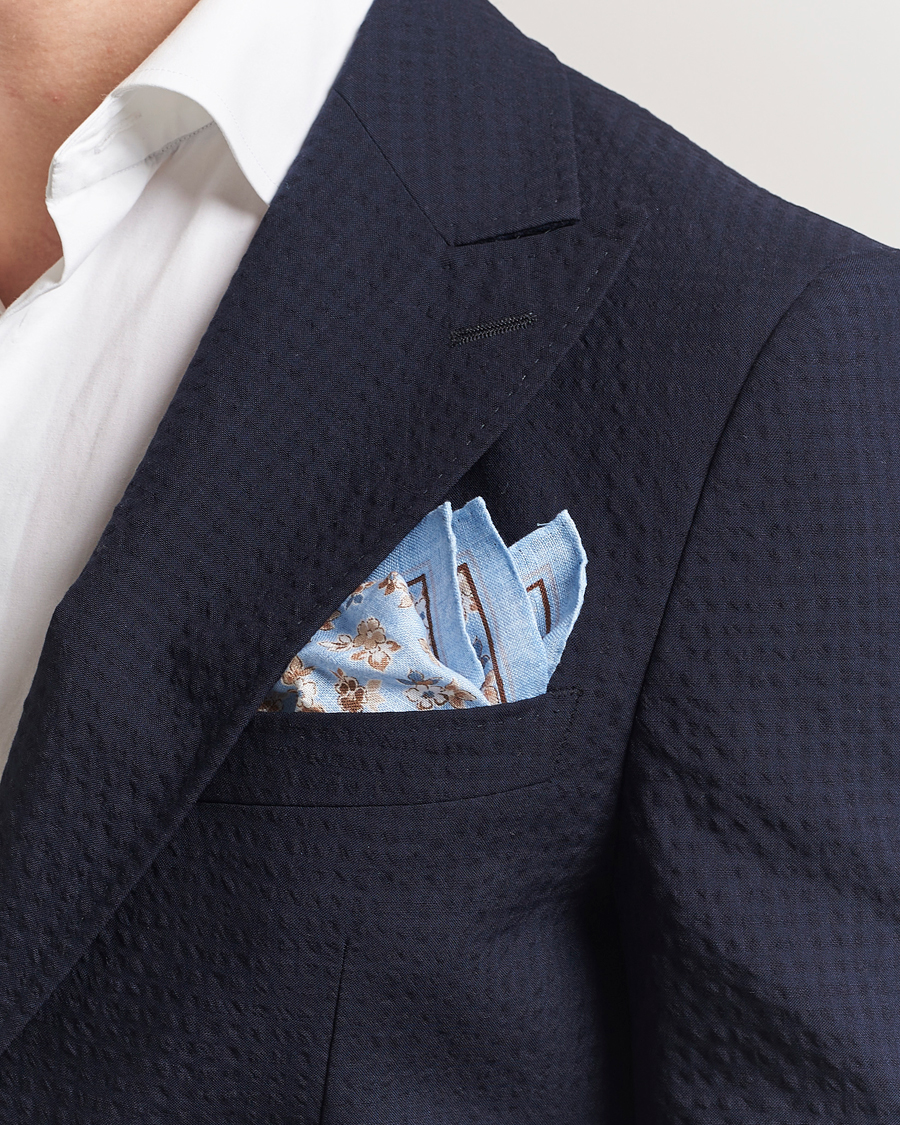 Herr | Näsdukar | Amanda Christensen | Linen Printed Flower Pocket Square Sky Blue