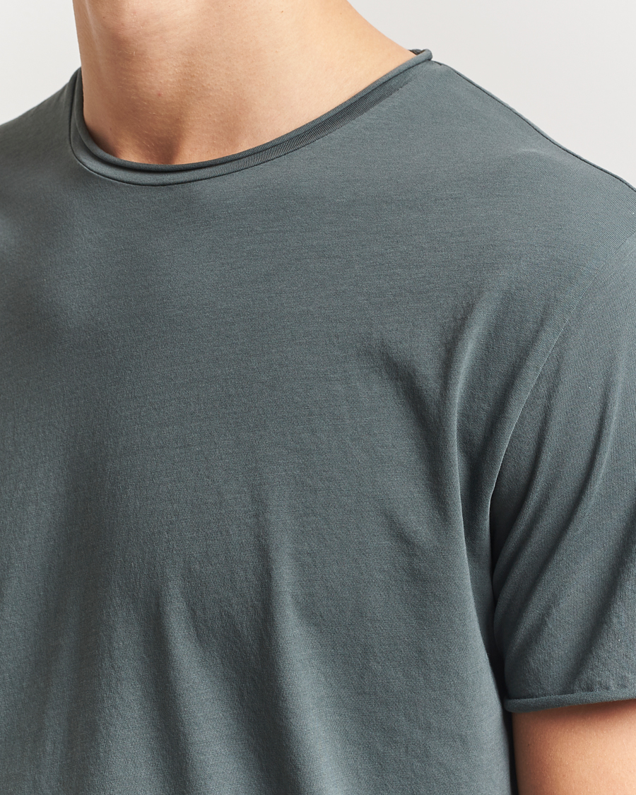 Herr | T-Shirts | Filippa K | Roll Neck Crew Neck T-Shirt Green Grey