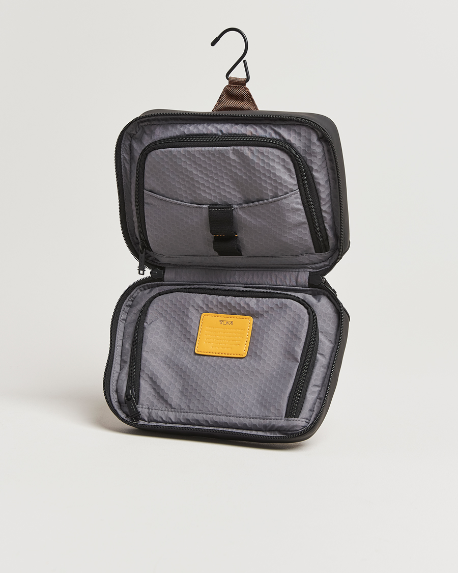 Herr | Väskor | TUMI | Alpha Bravo Response Travel Kit Black Onyx
