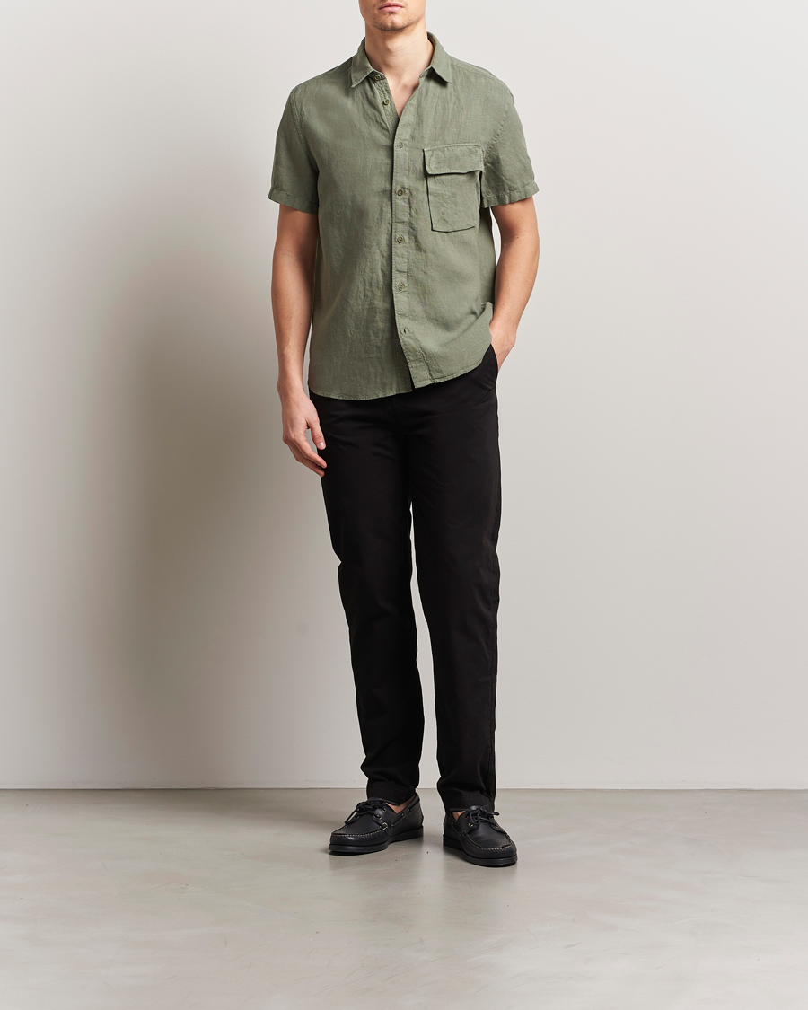 Herr | Skjortor | Belstaff | Scale Short Sleeve Linen Shirt Surplus Green