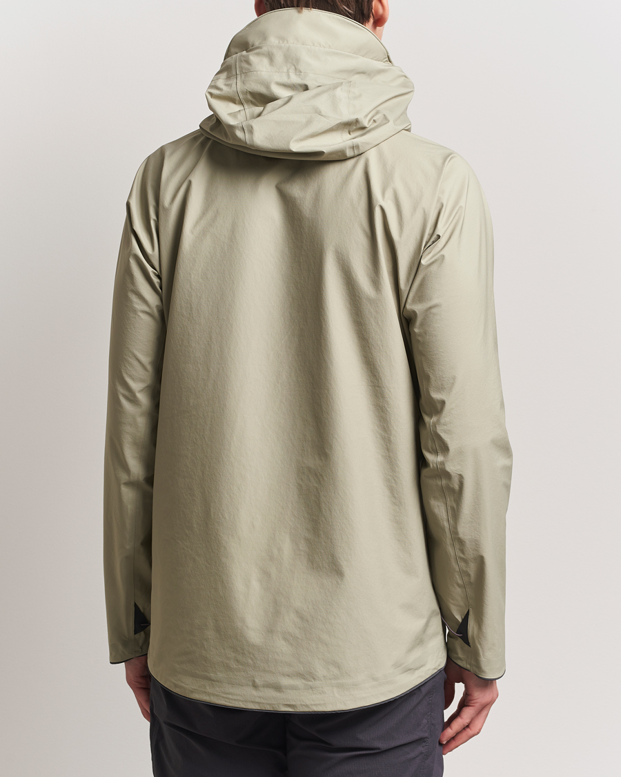 Herr | Jackor | Klättermusen | Asynja Lightweight Waterproof Jacket Silver Green