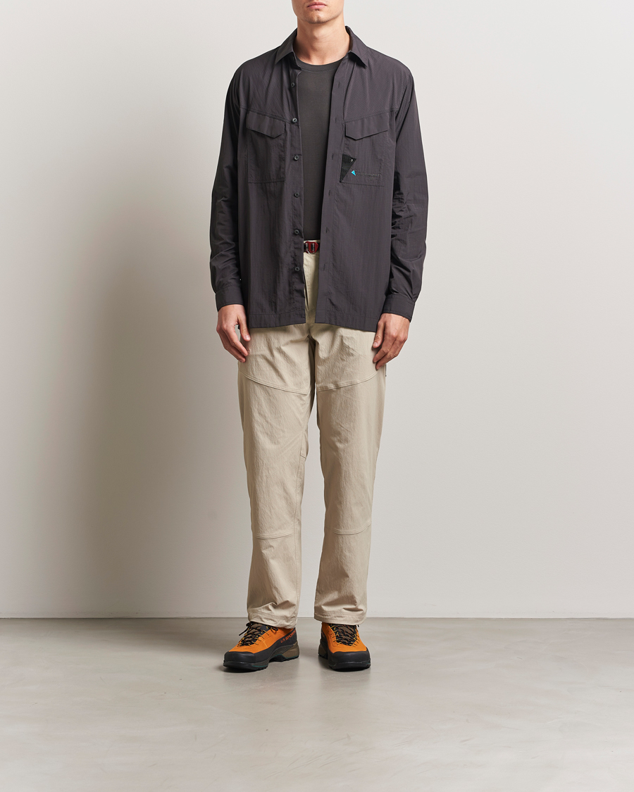 Herr | Skjortor | Klättermusen | Syn Long Sleeve Function Shirt Raven