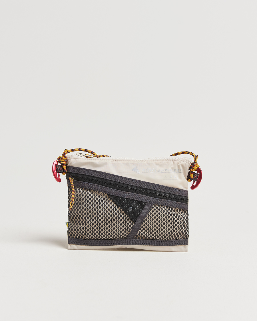 Herr | Väskor | Klättermusen | Algir Accessory Bag Small Putty Grey