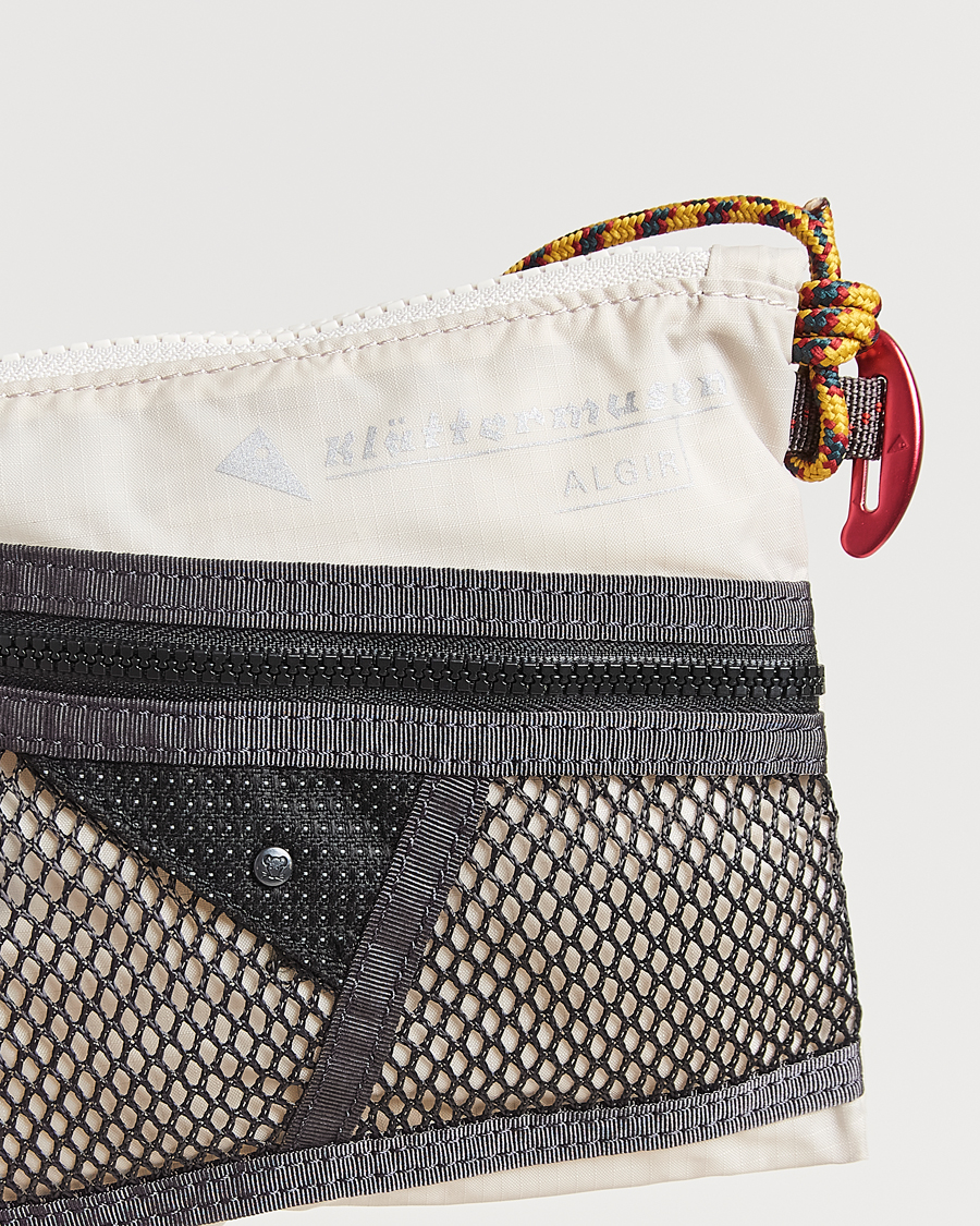 Herr | Väskor | Klättermusen | Algir Accessory Bag Small Putty Grey