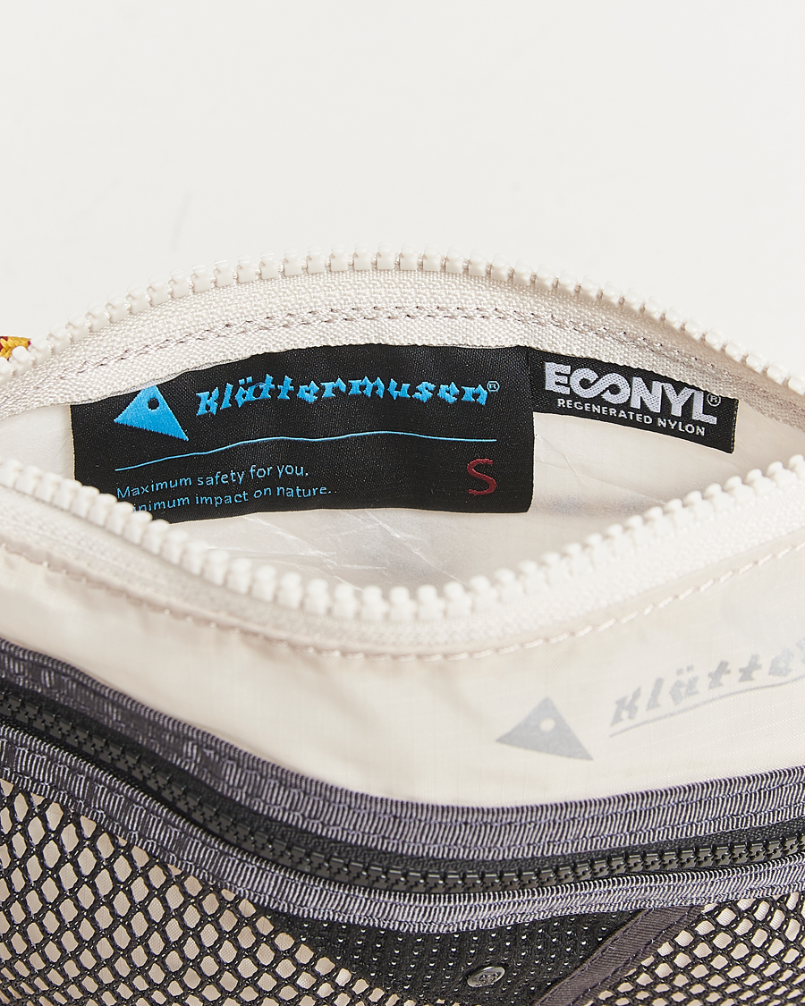 Herr | Väskor | Klättermusen | Algir Accessory Bag Small Putty Grey