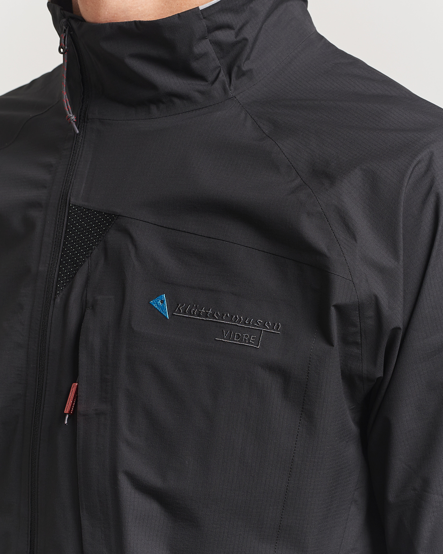 Herr | T-Shirts | Klättermusen | Vidre Zip Short Sleeve Shirt Black