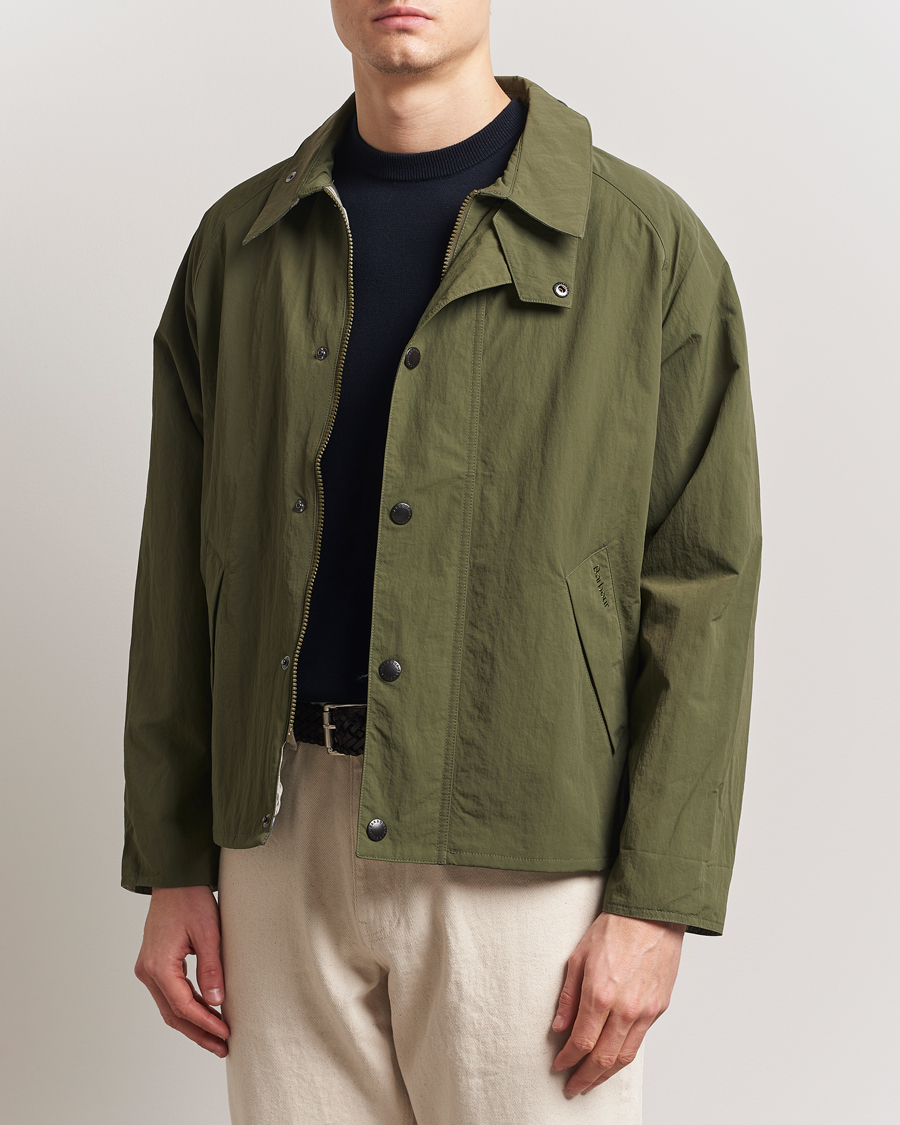 Herr | Jackor | Barbour Heritage | Transport Lightweight Showerproof Jacket Fern