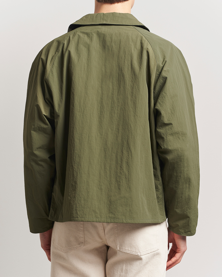 Herr | Jackor | Barbour Heritage | Transport Lightweight Showerproof Jacket Fern