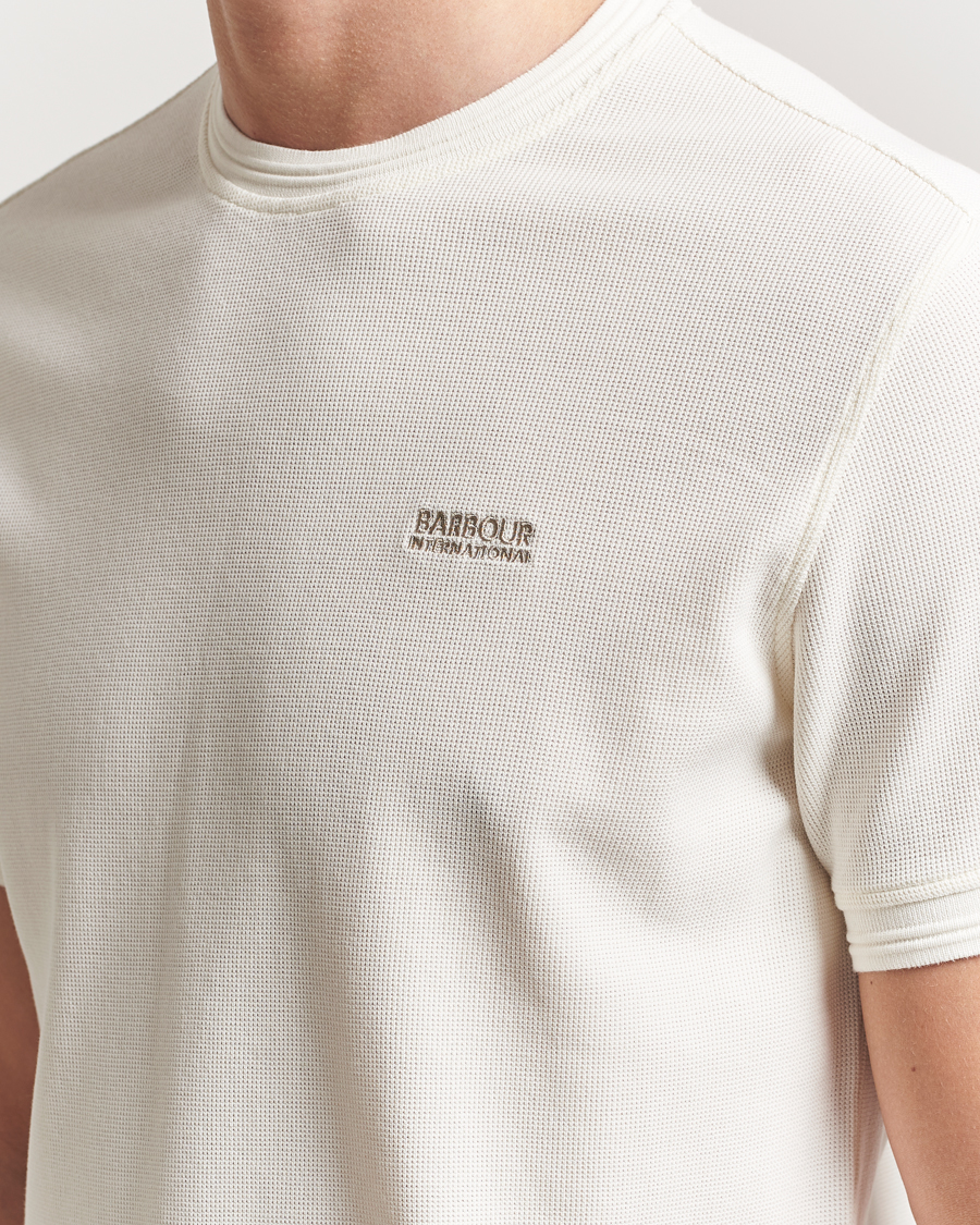 Herr | T-Shirts | Barbour International | Charlie Textured T-Shirt Whisper White