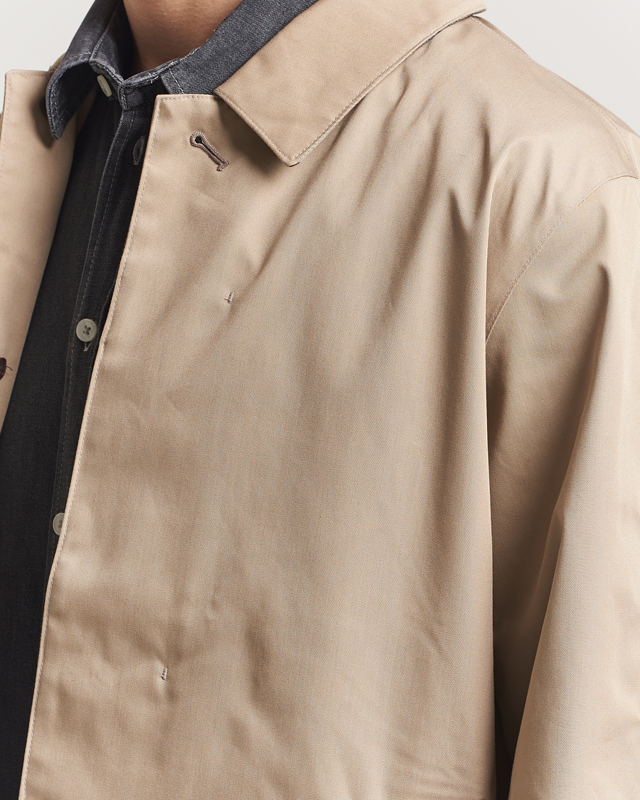 Herr | Jackor | Barbour Lifestyle | Rokig Waterproof Car Coat Washed Stone