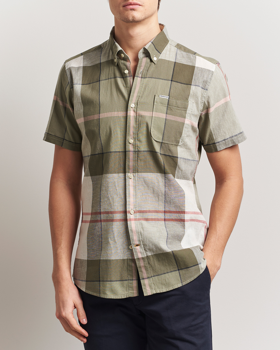 Herr | Skjortor | Barbour Lifestyle | Douglas Short Sleeve Shirt Glenmore Olive
