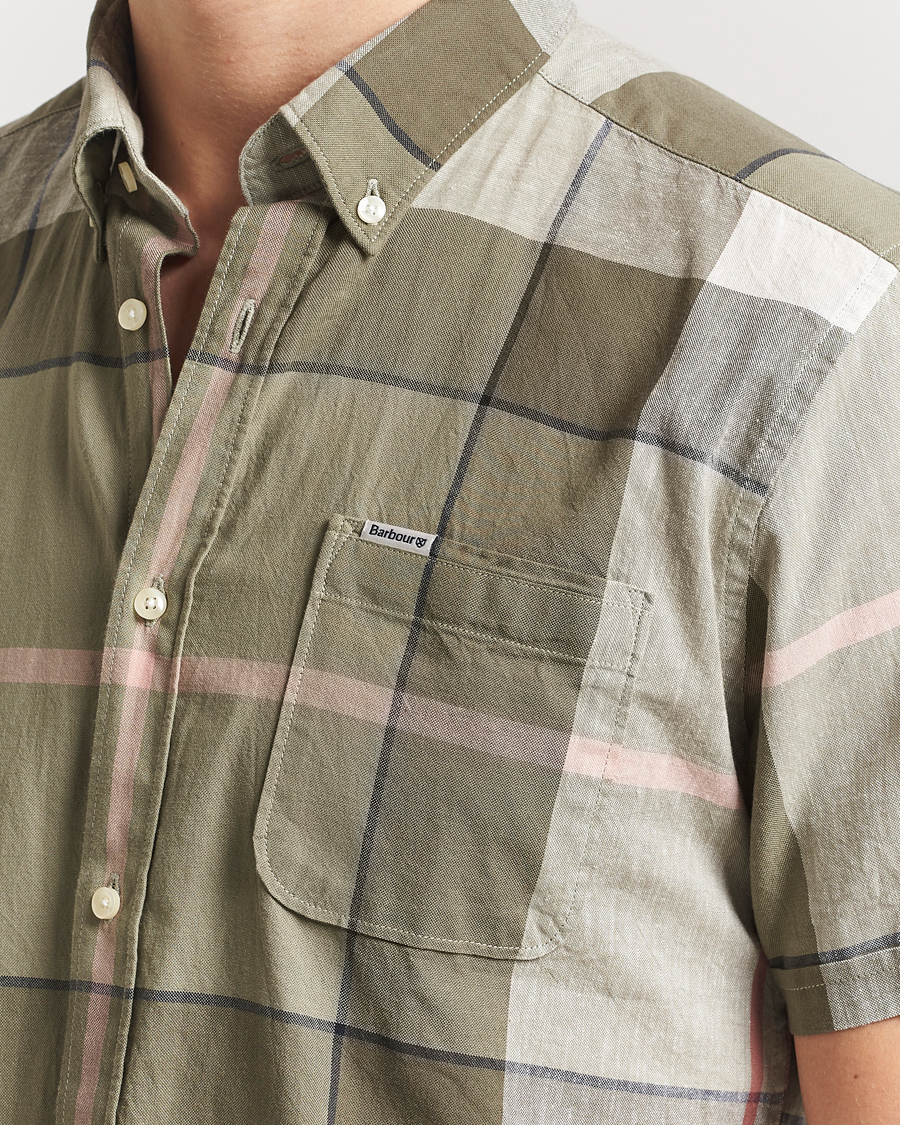 Herr | Skjortor | Barbour Lifestyle | Douglas Short Sleeve Shirt Glenmore Olive