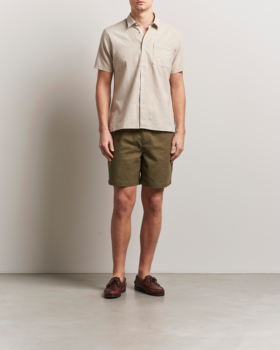 Herr | Skjortor | Barbour Lifestyle | Nelson Short Sleeve Linen/Cotton Shirt Stone