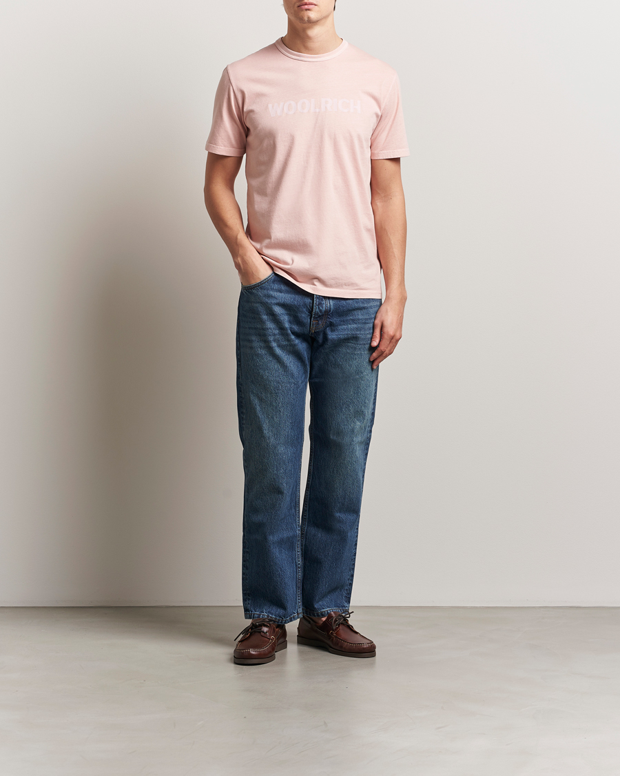 Herr | T-Shirts | Woolrich | Light Garment Dyed T-Shirt Rose Smoke