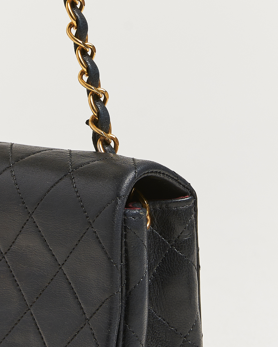 Herr | Chanel Pre-Owned Mini Single Full Flap Bag Black Lambskin | Chanel Pre-Owned | Mini Single Full Flap Bag Black Lambskin