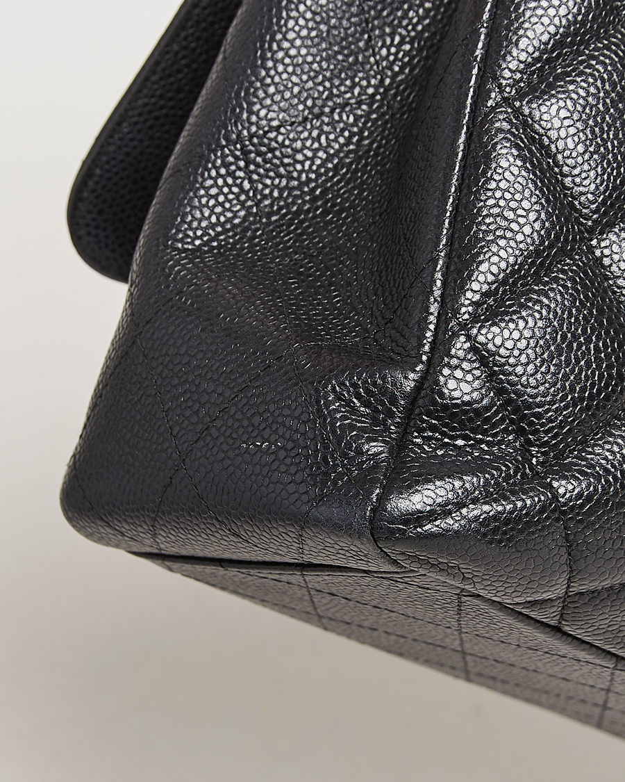 Herr | Gifts for Her | Chanel Pre-Owned | Classic Single Flap Maxi Black Caviar