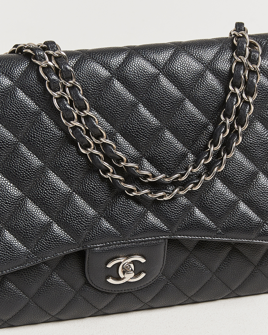 Herr | Gifts for Her | Chanel Pre-Owned | Classic Single Flap Maxi Black Caviar