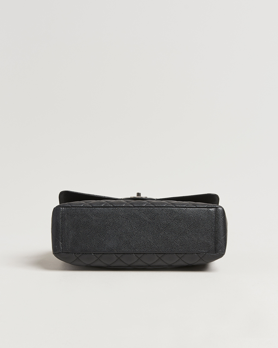 Herr | Gifts for Her | Chanel Pre-Owned | Classic Single Flap Maxi Black Caviar